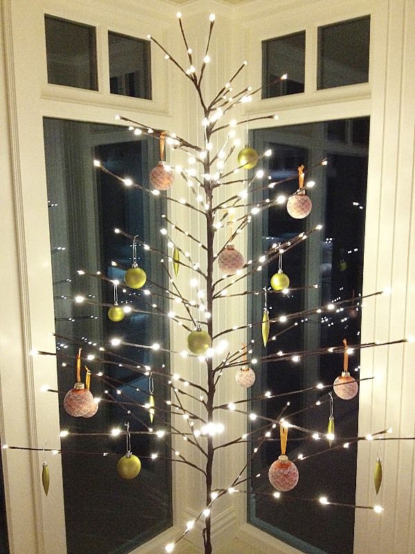 AWESOME CHRISTMAS TREE DECORATING IDEAS