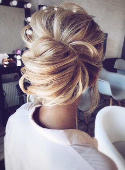 DROP DEAD GORGEOUS UPDOS FOR LONG HAIR