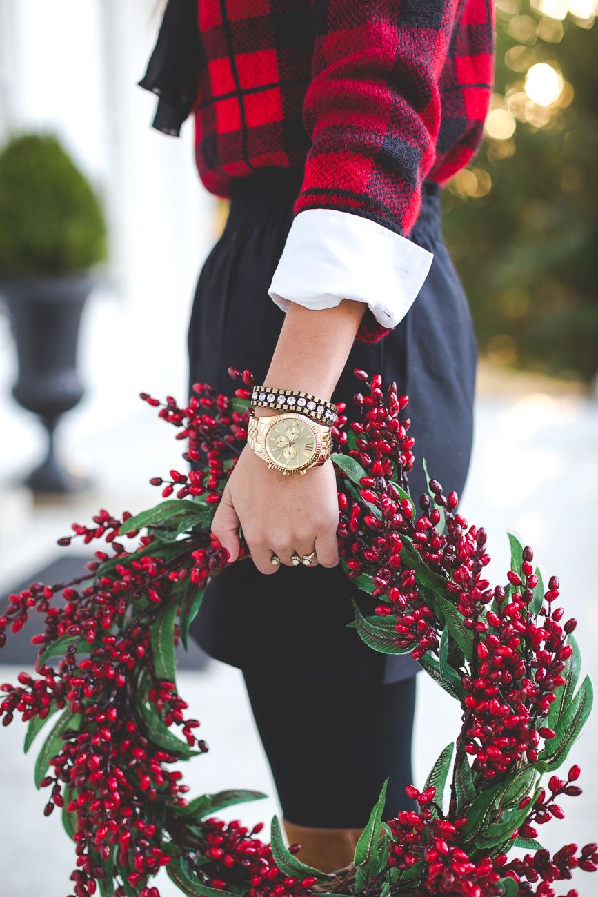 HOLIDAY OUTFIT IDEAS – WOMEN’S FASHION