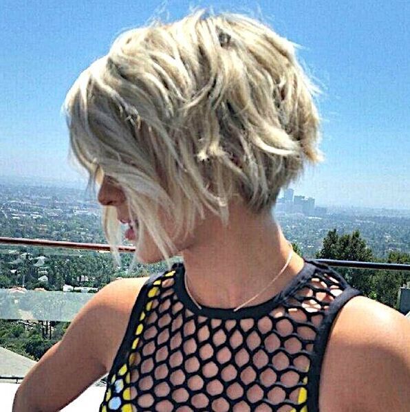 New Short Hairstyles for 2019 - Bobs and Pixie Haircuts