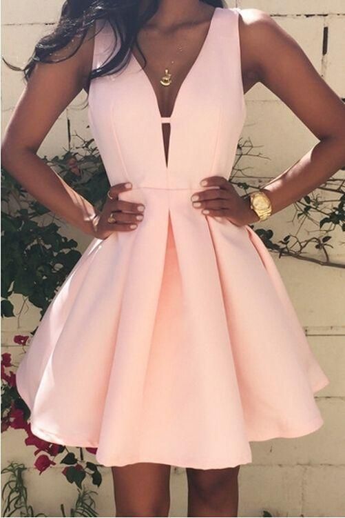 Trendy Homecoming Dresses You Can Try