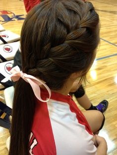 Hairstyles For Straight Hair To Sport