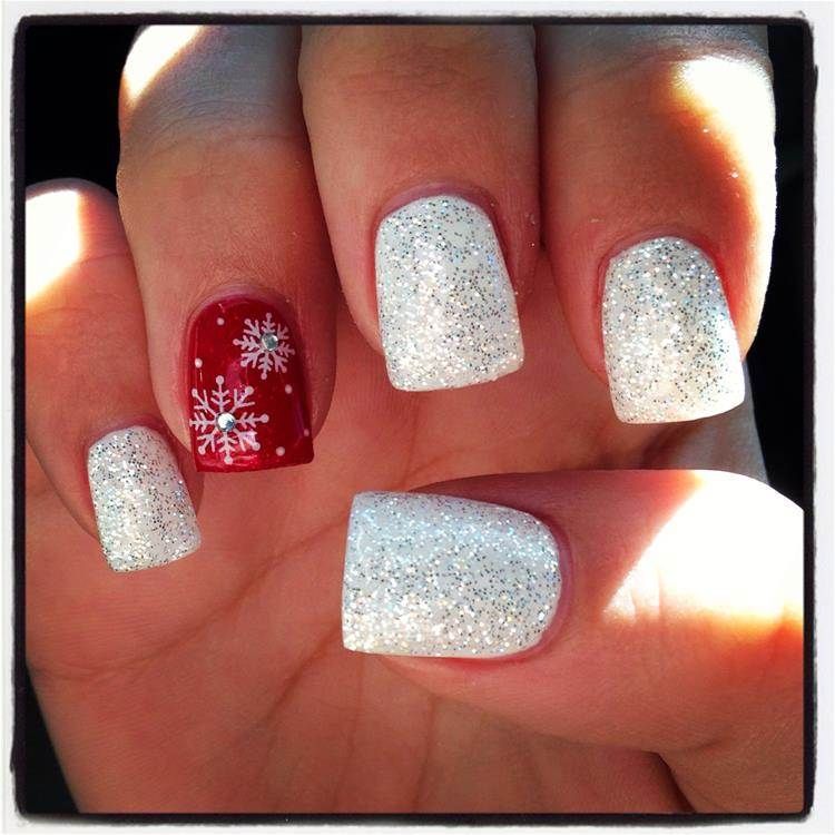 37 Perfect Winter Nails for The Holiday Season